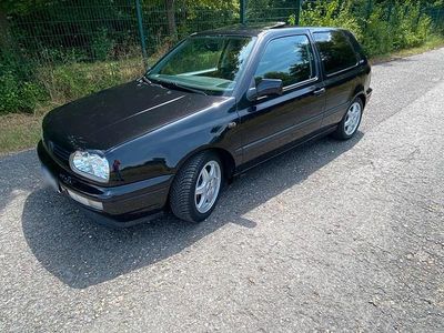 Usata VW Golf III 75 CV (55 kW) 1997 Nero Berlina