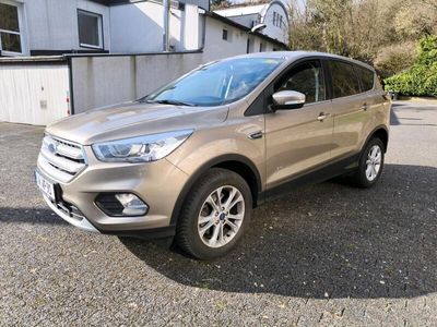 gebraucht Ford Kuga 1,5 Ecobosst 4×4 Titanium