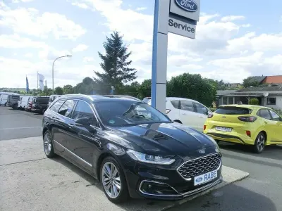 Gebraucht Ford Mondeo Vignale 190 PS (139 kW) 2022 Schwarz Limousine