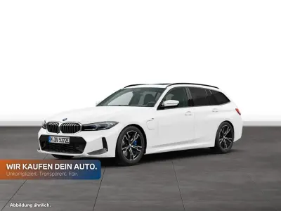 Usata BMW 330e Comfort Edition 292 CV (214 kW) 2025 Bianco Station wagon