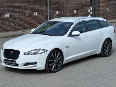 Używany Jaguar XF 200 KM (147 kW) 2014 Biały Kombi