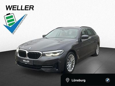 Sophistograu (grau) Gebraucht 2022 BMW 530e Efficient Dynamics Kombi | 32.990 € (Guter Preis)
