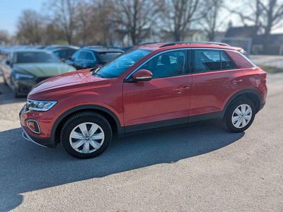 Gebraucht VW T-Roc Life 110 PS (80 kW) 2023 Rot SUV