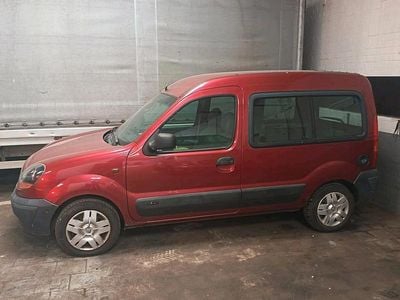 Usata Renault Kangoo 75 CV (55 kW) 2004 Rosso Monovolume