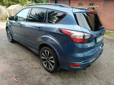 Gebraucht Ford Kuga ST-Line 150 PS (110 kW) 2018 Blau SUV
