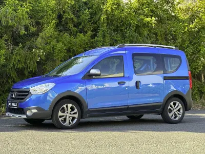 Gebraucht Dacia Dokker Stepway 116 PS (85 kW) 2017 Blau Van / Kleinbus