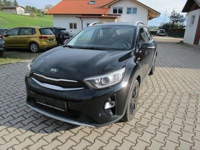 Second-hand Kia Stonic Vision 99 CP (72 kW) 2019 Negru SUV