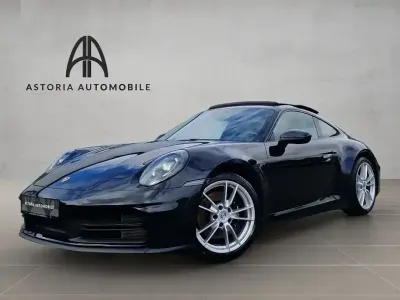 Gebraucht Porsche 911 Carrera 394 PS (289 kW) 2025 Tiefschwarz Coupé