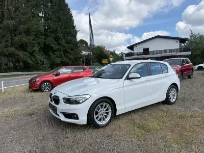 Gebraucht BMW 118 Advantage 136 PS (100 kW) 2018 Weiß Kleinwagen