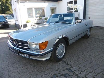 Second-hand Mercedes SL300 179 CP (131 kW) 1987 Argintiu Cabrio