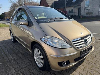 Gebraucht Mercedes A150 95 PS (69 kW) 2005 Gold Limousine