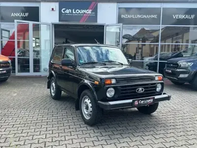 Gebraucht Lada Taiga 83 PS (61 kW) 2021 Grün SUV