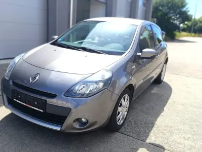 Gebraucht Renault Clio 75 PS (55 kW) 2012 Grau Kleinwagen