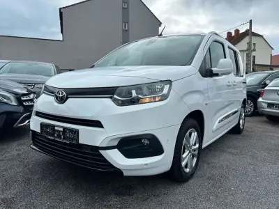 Gebraucht Toyota Proace 131 PS (96 kW) 2020 Arctic white Van / Kleinbus