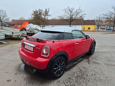 Gebraucht Mini Cooper 122 PS (89 kW) 2012 Rot Kleinwagen