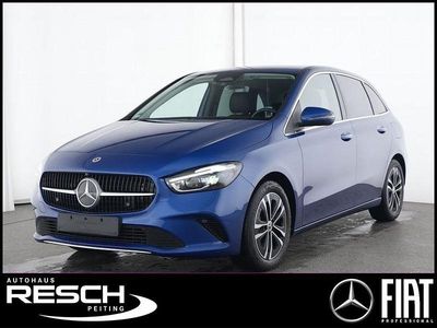 Gebraucht Mercedes B200 Progressive 163 PS (119 kW) 2025 Blau Van / Kleinbus