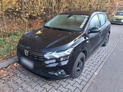 Schwarz Gebraucht 2022 Dacia Sandero Kleinwagen | 10.400 €