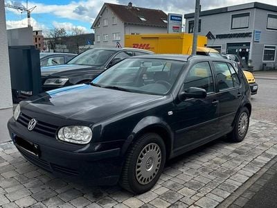 Gebraucht VW Golf IV 75 PS (55 kW) 2002 Schwarz Kleinwagen