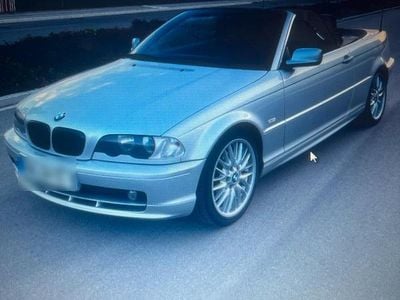 Gebraucht BMW 325 193 PS (141 kW) 2020 Silber Cabrio