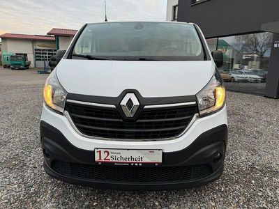 Gebraucht Renault Trafic Komfort 145 PS (106 kW) 2021 Weiß Van / Kleinbus