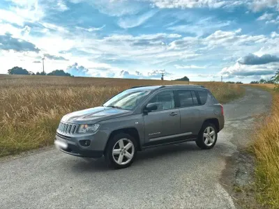 Gebraucht Jeep Compass Limited 163 PS (119 kW) 2012 Grau SUV