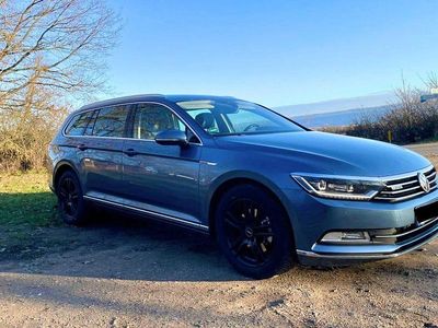 Gebraucht VW Passat Highline 190 PS (139 kW) 2016 Blau Kombi