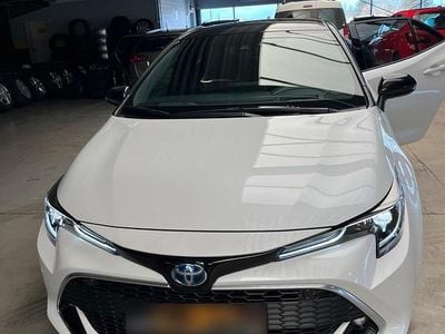 Gebraucht Toyota Corolla Lounge 185 PS (136 kW) 2024 Weiß Kleinwagen