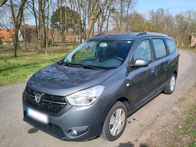 gebraucht Dacia Lodgy 1.6, 5 Sitze, gute Ausstattung