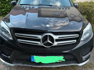 Gebraucht Mercedes GLE400 333 PS (244 kW) 2016 Schwarz SUV