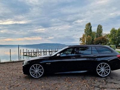 Gebraucht BMW 550 M Sport 381 PS (280 kW) 2014 Schwarz Kombi