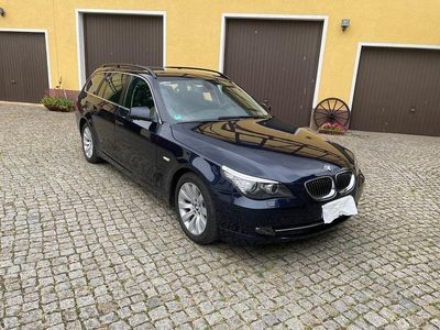 BMW 523