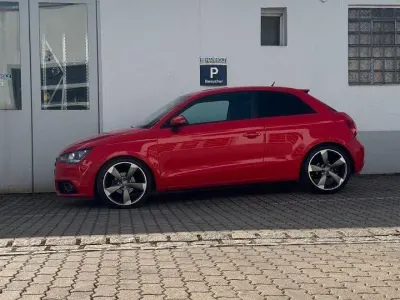 Brugt Audi A1 86 HK (63 kW) 2012 Rød Hatchback