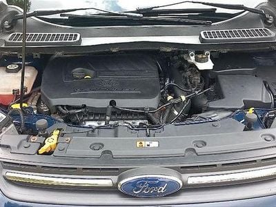 Gebraucht Ford Kuga Trend 150 PS (110 kW) 2015 Blau SUV