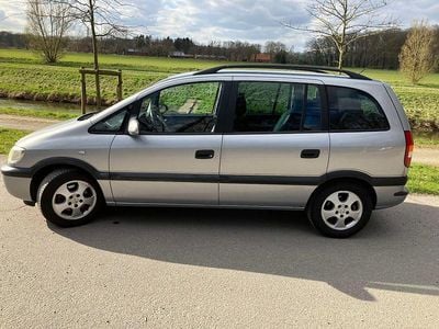 Gebraucht Opel Zafira 101 PS (74 kW) 2002 Grau Van / Kleinbus