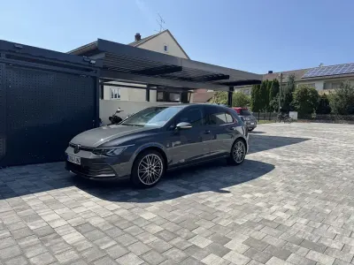 Gebraucht VW Golf VII Active 150 PS (110 kW) 2021 Grau Kleinwagen
