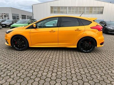 gebraucht Ford Focus 2,0 EcoBoost ST Leder-Sport-Paket ST