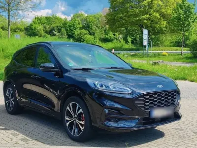 Gebraucht Ford Kuga ST-Line X 152 PS (111 kW) 2021 Schwarz SUV