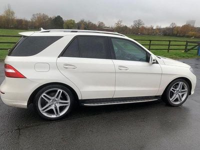 Gebraucht Mercedes ML350 Edition 1 258 PS (189 kW) 2013 Weiß SUV