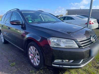Gebraucht VW Passat Comfortline 140 PS (102 kW) 2011 Grau Kombi