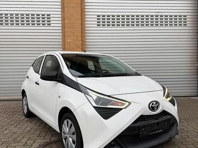 Usata Toyota Aygo 72 CV (52 kW) 2021 Bianco Utilitaria