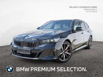 Gebraucht BMW i5 M Sport 250 kW (340 PS) 2025 Black sapphire Kombi