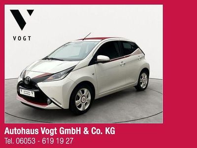 Gebraucht Toyota Aygo 69 PS (50 kW) 2017 Weiß Kleinwagen
