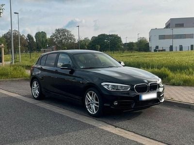 Usata BMW 120 Sport Line 190 CV (139 kW) 2017 Nero Utilitaria