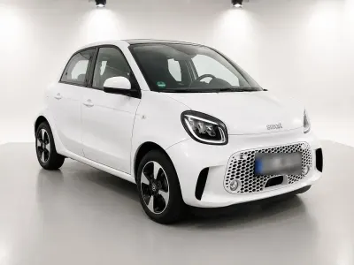 Gebraucht Smart ForFour Electric Drive 60 kW (82 PS) 2020 Weiß Limousine