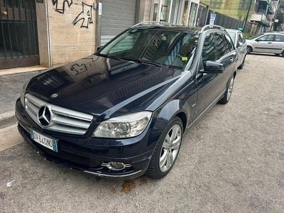 Gebraucht Mercedes C320 Avantgarde 224 PS (164 kW) 2009 Blau Limousine