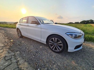 Gebraucht BMW 118 Sport Line 136 PS (100 kW) 2018 Weiß Kleinwagen