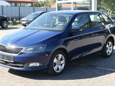Gebraucht Skoda Fabia Style 110 PS (80 kW) 2015 Blau Limousine