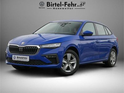 Neu Skoda Scala Drive 95 PS (69 kW) 2026 Blau Kleinwagen