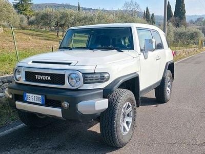 Gebraucht Toyota FJ Cruiser 272 PS (200 kW) 2014 Weiß SUV