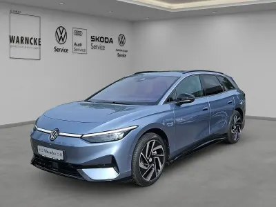 Gebraucht VW ID.7 Pro 210 kW (286 PS) 2025 Blau Kombi